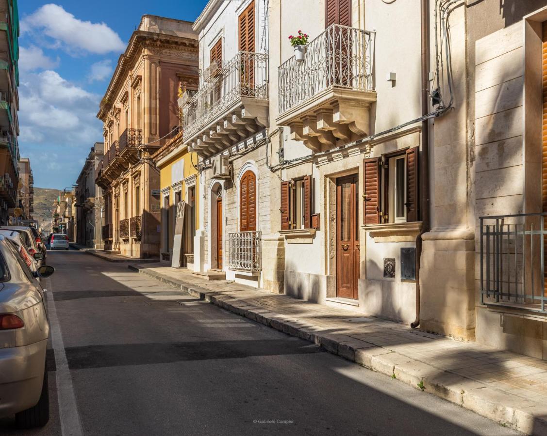 Dimora Tre Soli Avola Bagian luar foto